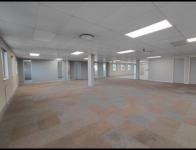486M² OFFICE TO LET IN BRYANSTON